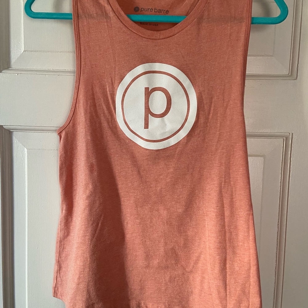 Really pretty Pure Barre tank in super shape.